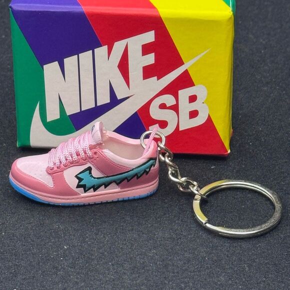 Kids Pink Keychain Shoe - Picture 2 of 9